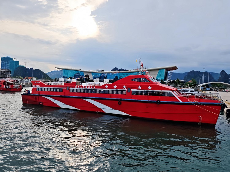 Vé tàu ao tiên - cô tô