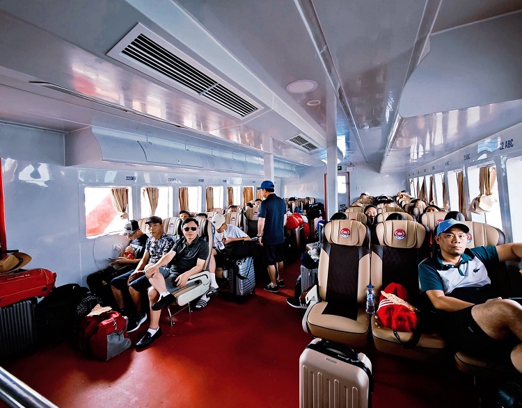 Vé tàu ao tiên - cô tô